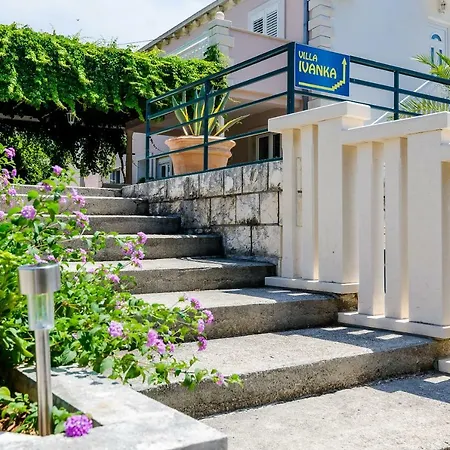 Ivanka * Zaton (Dubrovnik-Neretva)