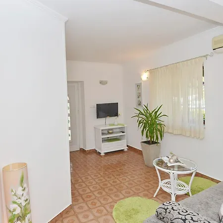 Ivanka * Zaton (Dubrovnik-Neretva)